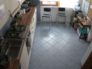 voyeurcam julmodels kitchen 2