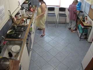 voyeurcam-julmodels-kitchen-2