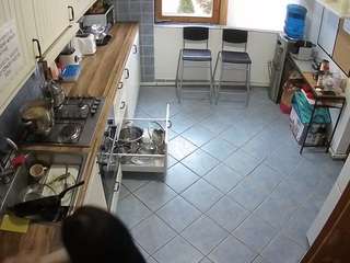 voyeurcam-julmodels-kitchen-2