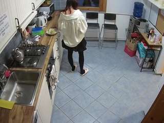 Live Sex Chat with voyeurcam julmodels kitchen 2 (@voyeurcam-julmodels-kitchen-2)