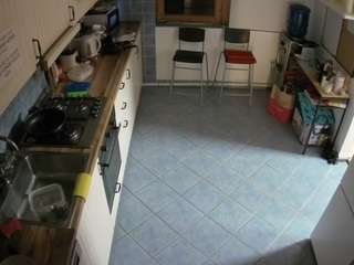 voyeurcam-julmodels-kitchen-2