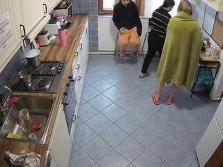 voyeurcam-julmodels-kitchen-2