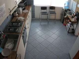 voyeurcam-julmodels-kitchen-2