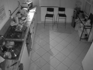 voyeurcam-julmodels-kitchen-2
