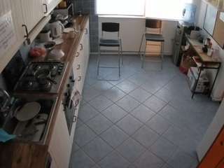 voyeurcam-julmodels-kitchen-2