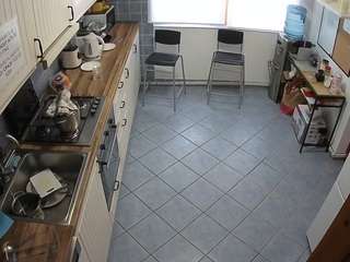 voyeurcam-julmodels-kitchen-2