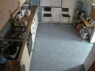 voyeurcam-julmodels-kitchen-2