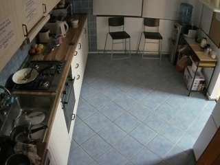 voyeurcam-julmodels-kitchen-2