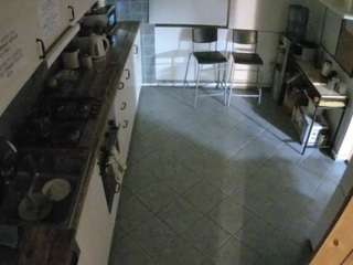 voyeurcam-julmodels-kitchen-2