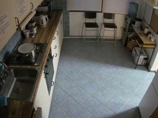 voyeurcam-julmodels-kitchen-2