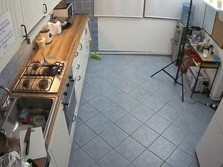 voyeurcam julmodels kitchen 