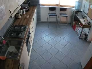 voyeurcam-julmodels-kitchen-2