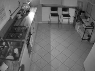 voyeurcam-julmodels-kitchen-2