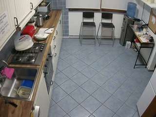 voyeurcam-julmodels-kitchen-2