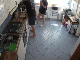 voyeurcam-julmodels-kitchen-2