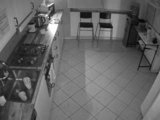 voyeurcam-julmodels-kitchen-2