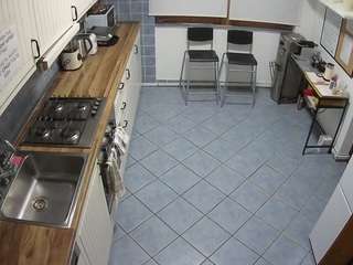 voyeurcam-julmodels-kitchen-2