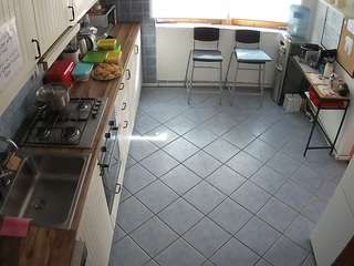 voyeurcam-julmodels-kitchen-2