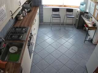 voyeurcam-julmodels-kitchen-2