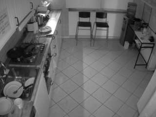 voyeurcam-julmodels-kitchen-2