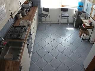 voyeurcam-julmodels-kitchen-2