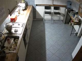 voyeurcam-julmodels-kitchen-2