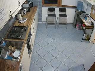 voyeurcam-julmodels-kitchen-2