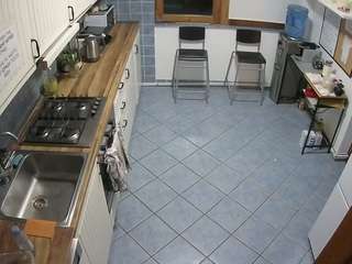 voyeurcam-julmodels-kitchen-2