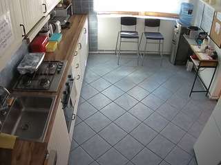 voyeurcam-julmodels-kitchen-2
