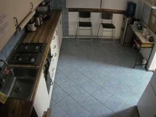 voyeurcam-julmodels-kitchen-2
