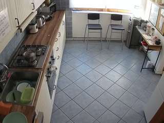 voyeurcam-julmodels-kitchen-2 live webcam show