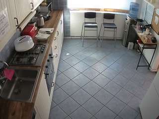 voyeurcam-julmodels-kitchen-2 live webcam show