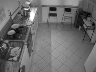 voyeurcam-julmodels-kitchen-2 live webcam show