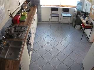 voyeurcam-julmodels-kitchen-2