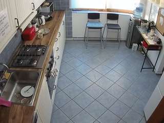 voyeurcam julmodels kitchen 2 live webcam show