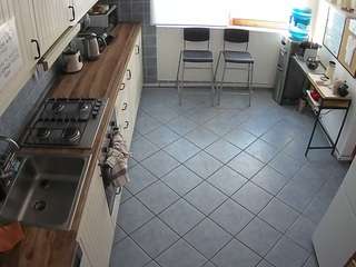 voyeurcam-julmodels-kitchen-2