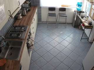 voyeurcam julmodels kitchen 2 live webcam show