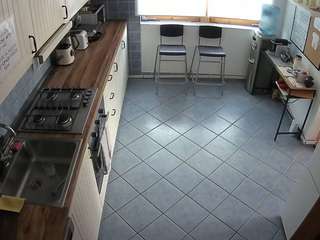 voyeurcam-julmodels-kitchen-2