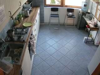 voyeurcam-julmodels-kitchen-2