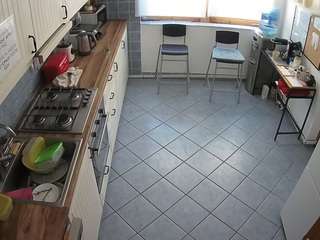 voyeurcam-julmodels-kitchen-2