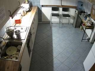voyeurcam-julmodels-kitchen-2
