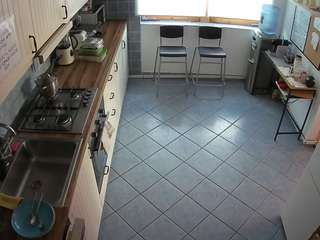 voyeurcam-julmodels-kitchen-2