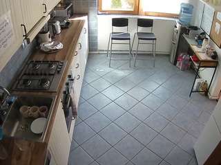 voyeurcam-julmodels-kitchen-2
