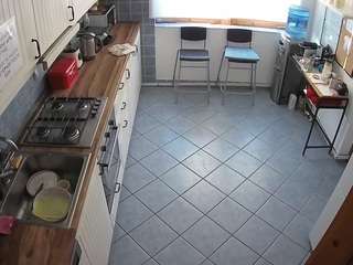 voyeurcam-julmodels-kitchen-2