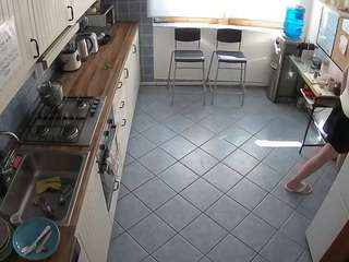 voyeurcam-julmodels-kitchen-2