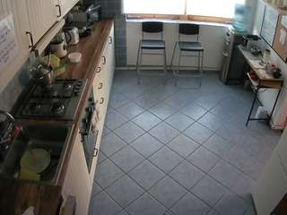 voyeurcam-julmodels-kitchen-2