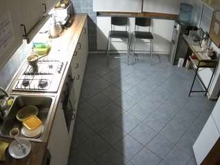 voyeurcam-julmodels-kitchen-2