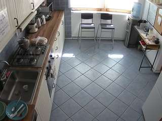 voyeurcam-julmodels-kitchen-2