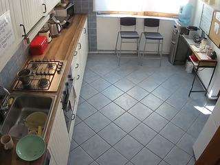 voyeurcam-julmodels-kitchen-2