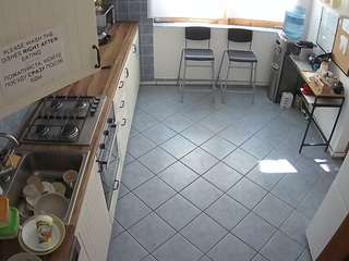 voyeurcam-julmodels-kitchen-2